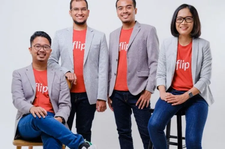 Flip didirikan oleh alumni Universitas Indonesia (UI) yakni Rafi, Luqman Sungkar, dan Ginanjar Ibnu Solikhin. Mereka membangun perusahaan sembari kuliah. Jumlah pengguna Flip kini lebih dari tujuh juta. Fintech ini pun menambah lebih dari 250 anggota tim atau 140% selama beberapa bulan terakhir.