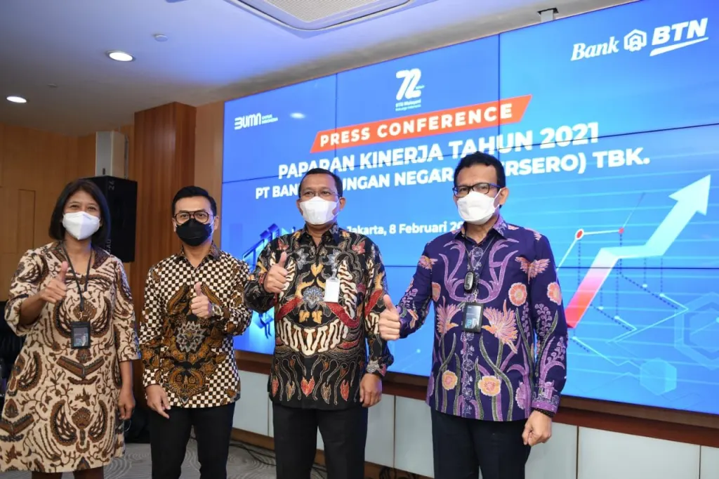 Kenaikan laba bersih Bank BTN ini ditopang oleh penyaluran kredit yang tumbuh 5,66%, dari Rp260,11 triliun pada tahun 2020 menjadi Rp274,83 triliun pada tahun 2021 (year on year/yoy). 
