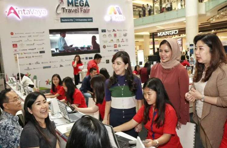 PT Bank Mega Tbk Bersama dengan Anta Vaya Kembali bekerjasama mengadakan kegiatan Mega Travel Fair yang diadakan di Mal Kota Kasablanka – Jakarta pada Hari Kamis – Minggu, tanggal 24-27 Maret 2022. Jadi, hari ini adalah hari terakhir pameran dan merupakan kesempatan terakhir bagi masyarakat untuk memanfaatkan promo-promo menarik.