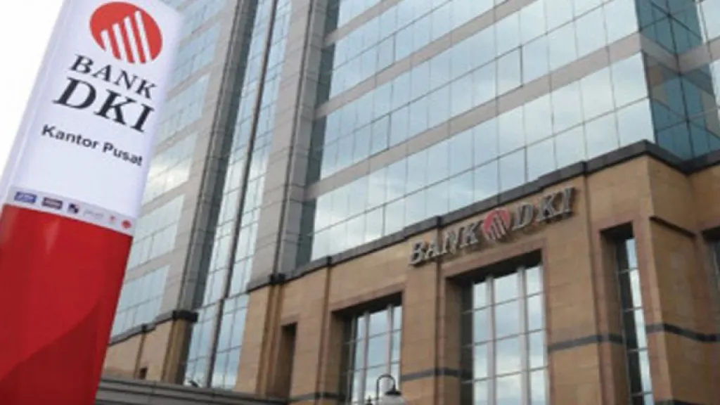 Membaiknya situasi pandemi Covid-19 telah mampu mendorong pertumbuhan kinerja PT Bank DKI, yang ditandai dengan pertumbuhan penyaluran kredit 13,70% dari Rp33,6 triliun per Maret 2021 menjadi Rp38,3 triliun pada Maret 2022.