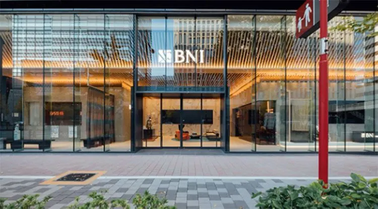 Untuk menekan biaya logistik dan membuat produk usaha mikro, kecil dan menengah (UMKM) lebih kompetitif, BNI bekerja sama dengan Kedutaan Besar Republik Indonesia (KBRI) di Tokyo, Jepang, menyiapkan sentra distribusi.