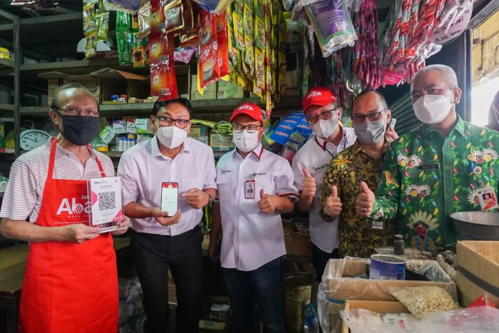 Akselerasi transformasi layanan digital terus dilakukan oleh Bank DKI, salah satunya dalam memberikan kemudahan bagi sektor UMKM.