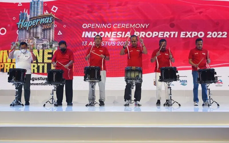 Suku bunga KPR yang ditawarkan BTN di ajang IPEX 2022 kali ini sangat menggiurkan, yakni 2,2% dan BTN mengincar bisa mendapatkan Rp2,5 triliun dari izin prinsip kredit pemilikan rumah (KPR).