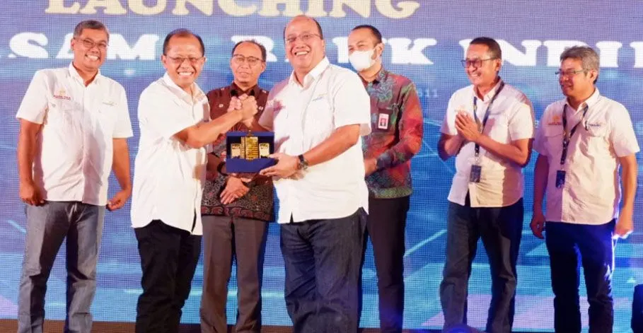 Dorong digitalisasi layanan perbankan, Mandiri fasilitasi pengembangan akses kartu ATM Bank Eka