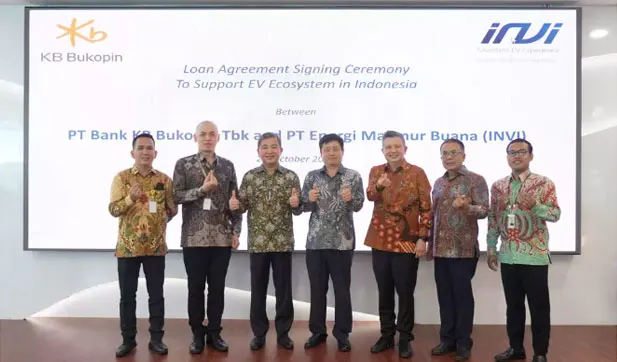 Bank KB Bukopin kucurkan kredit kendaraan listrik Rp309 miliar ke anak usaha Indika Energy