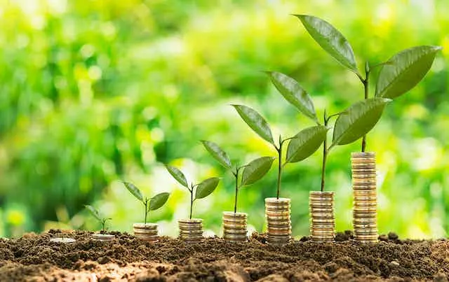 Redefinisi Bisnis Global 2025: Dari Bank Tak Kasatmata hingga Ekonomi Hijau