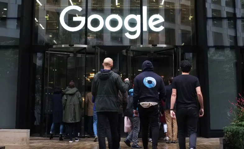 Google Pangkas Ratusan Posisi UX, AI Jadi Jantung Strategi Baru