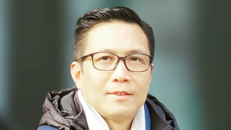 Jaga Stabilitas Bursa Jelang Perdagangan Senin, Menkeu Purbaya Tunjuk Jeffrey Hendrik Pimpin BEI