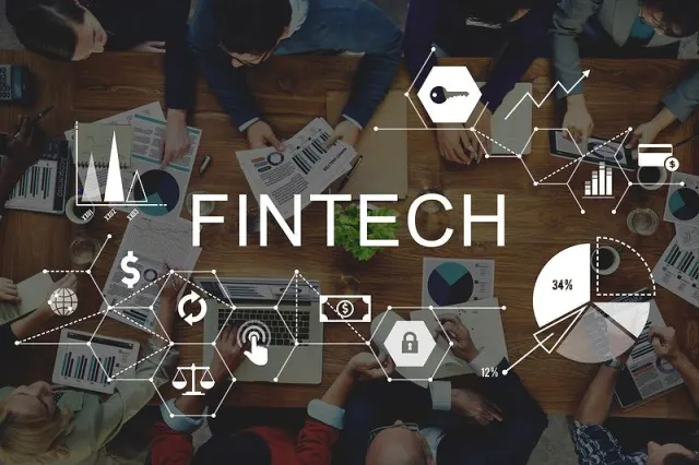 Bunga pinjaman fintech 0,4% per hari atau 146% per tahun dirasa masih terlampau tinggi