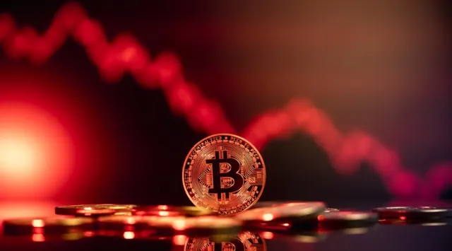 Bitcoin Anjlok ke US$104.000: Tanda Bahaya atau Peluang Emas bagi Investor?