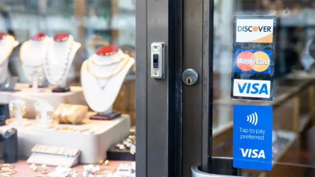 Kartu Reward Terancam Ditolak, Kesepakatan Visa–Mastercard Bisa Ubah Cara Orang Berbelanja