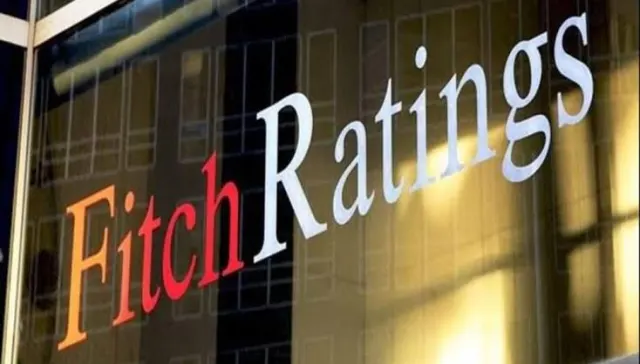 Fitch Pangkas Outlook RI Jadi Negatif, Alarm untuk Defisit dan Beban Bunga Utang